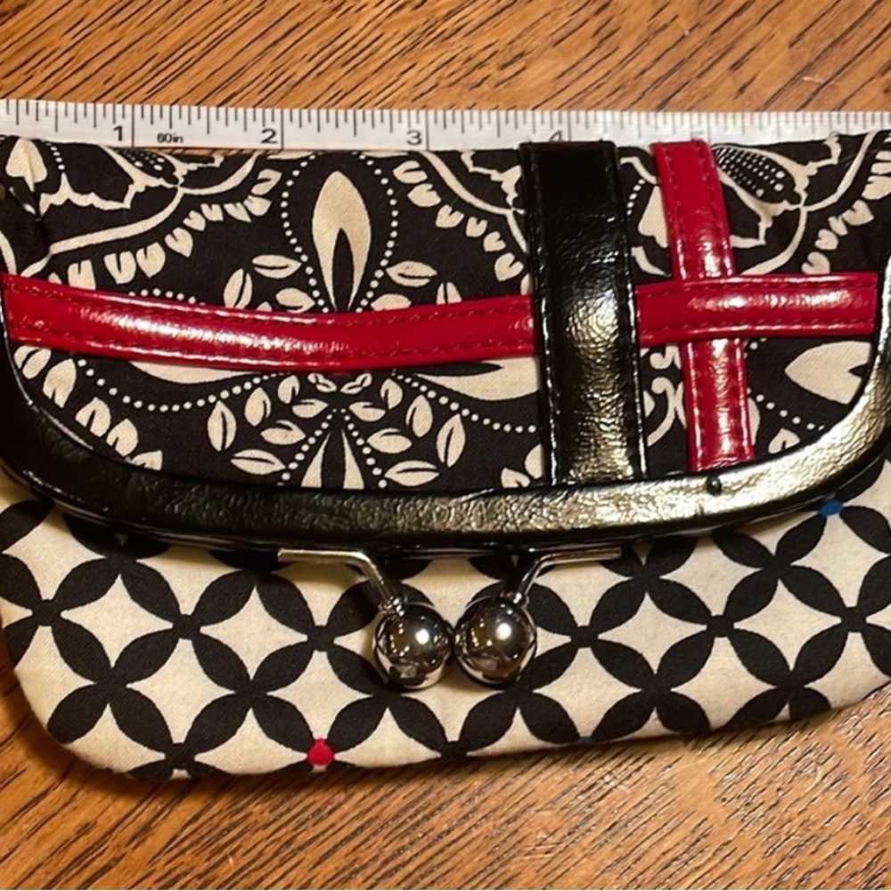 Vera Bradley kiss lock small clutch